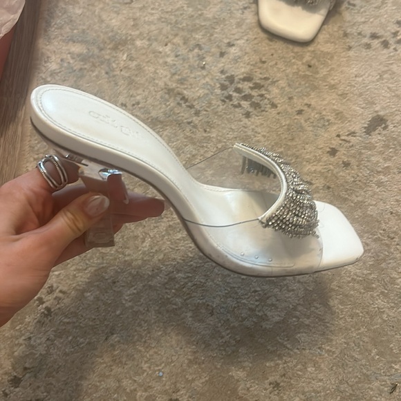 Cult Gaia white sparkly heels - Picture 2 of 4